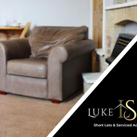 Luke Stays - Tamworth Road Нюкасъл ъпон Тайн Екстериор снимка